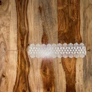 White lace Aldo vintage choker